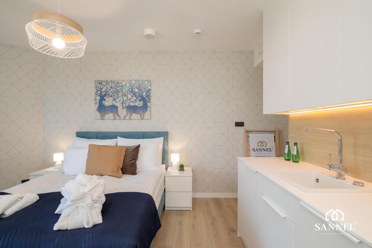 Apartament Horizon Z Dostepem Do Basenow,Strefy Saun,Jacuzzi- Pinea Apartments Pobierowo-Sannel Apartments For Rent 外观 照片