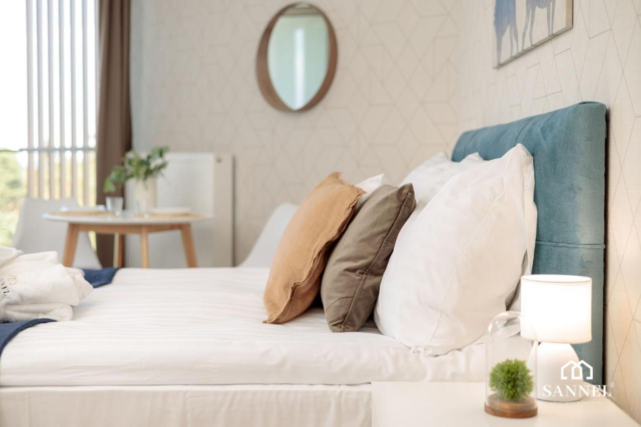 Apartament Horizon Z Dostepem Do Basenow,Strefy Saun,Jacuzzi- Pinea Apartments Pobierowo-Sannel Apartments For Rent 外观 照片